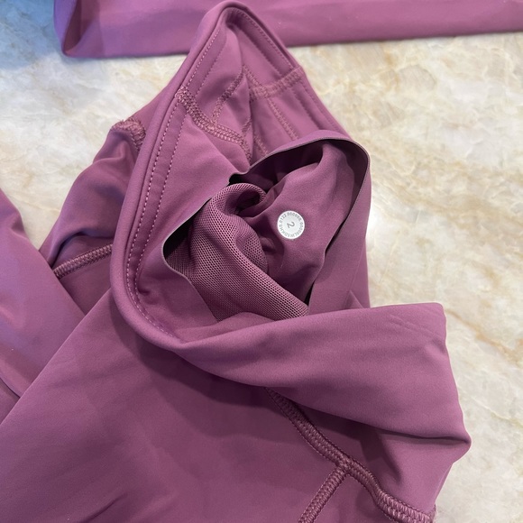 Lululemon Base Pace High-Rise Tight 25" Vintage Plum Size 2 - Picture 3 of 6